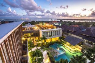 Hotel The Lerina 4*