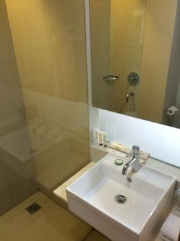 Hotel The Lerina 4*